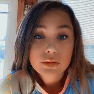 Meet your Posher, Annalee